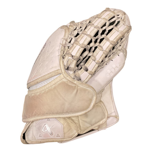 Vist Large View of Product Image Which is Used Bauer MOOVVHS Senior Goalie Catcher White
