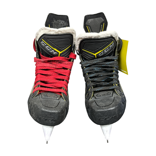Vist Large View of Product Image Which is Used CCM SUPER TACKS Senior Hockey Skate Senior 6.5