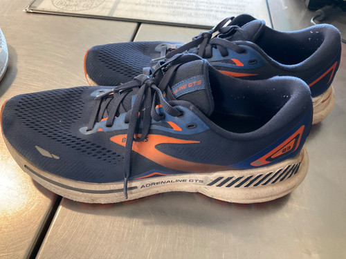 Vist Large View of Product Image Which is Used Brooks ADRENALINE Running/X-Train Shoes M