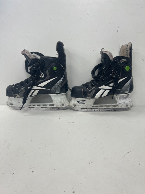 Vist Large View of Product Image Which is Used Reebok 11K Junior Hockey Skate Junior 02.5