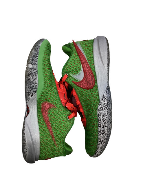 Vist Large View of Product Image Which is Used Nike LEBRON XX Basketball Shoes M Kelly green Senior 9