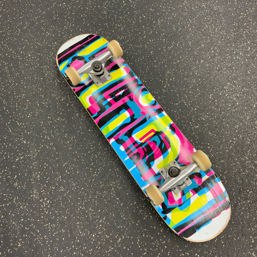 Vist Large View of Product Image Which is Used DWINDLE DIST Complete Skateboard Pink 7 1/4"