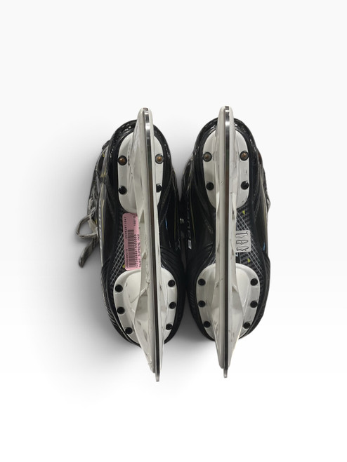 Vist Large View of Product Image Which is Used Bauer SUPREME M40 Junior Hockey Skate Junior 02