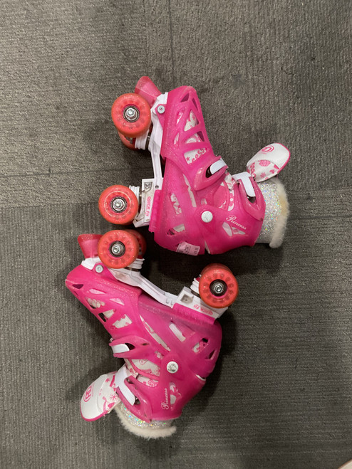 Vist Large View of Product Image Which is Used PRINCESS QUICK FIT ROLLER SKATES Junior Roller Quad Skates Pink Junior 03