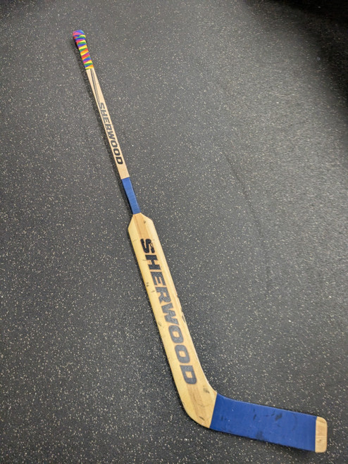 Vist Large View of Product Image Which is Used Sher-wood 530 Junior Goalie Stick 23"