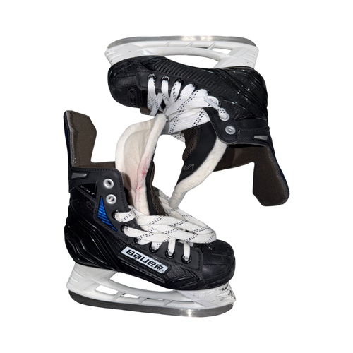 Vist Large View of Product Image Which is Used Bauer VAPOR VOLT Junior Hockey Skate Junior 02