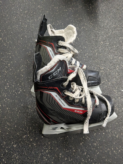 Vist Large View of Product Image Which is Used CCM JETSPEED 250 Youth Hockey Skate Youth 11.0