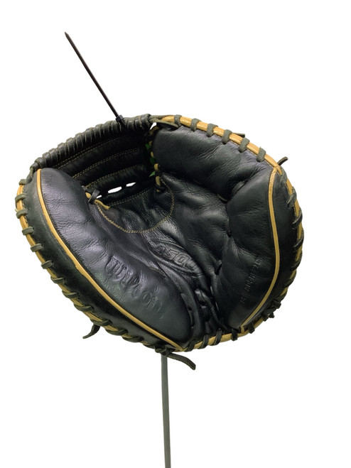 Vist Large View of Product Image Which is Used Wilson A500 CATCHERS MITT BB/SB Catchers RH Throw Black 32"