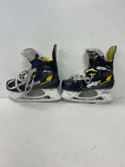 Vist Large View of Product Image Which is Used Bauer SUPREME M4 Junior Hockey Skate Junior 02.5