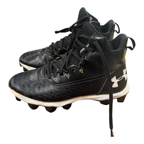 Vist Large View of Product Image Which is Used Under Armour Jr FB Cleats Black Junior 05