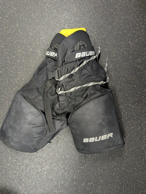 Vist Large View of Product Image Which is Used Bauer ONE 40 Junior Pant Black SM