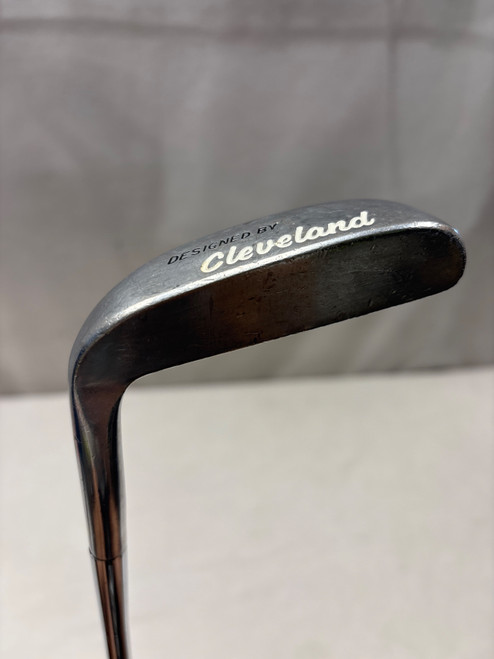 Vist Large View of Product Image Which is Used Cleveland DESIGNED BY Mens Putter RH