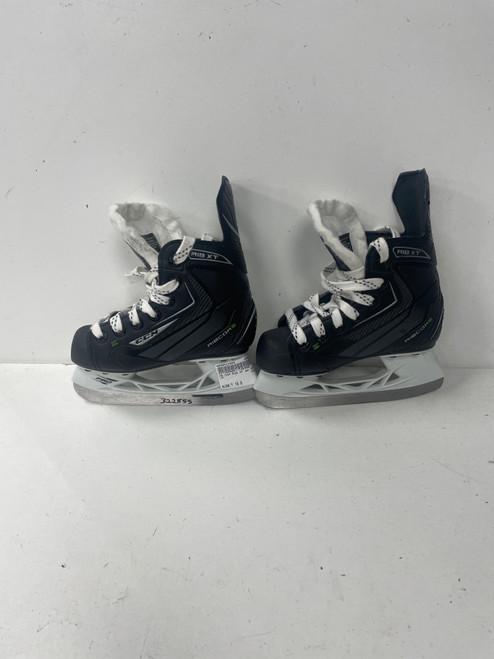 Vist Large View of Product Image Which is Used CCM RIB XT Youth Hockey Skate Youth 10.0