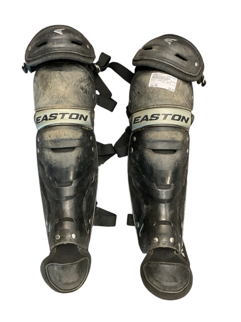 Vist Large View of Product Image Which is Used Easton GAMETIME YOUTH Catchers Chest Protector Black Youth