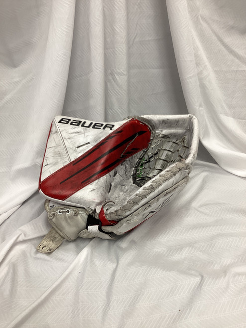 Vist Large View of Product Image Which is Used Bauer 3X Junior Goalie Catcher White