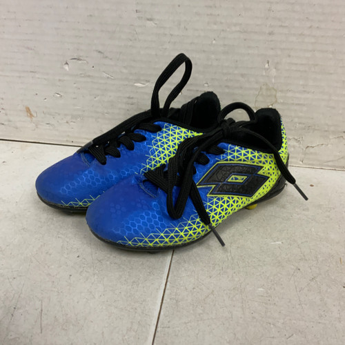 Vist Large View of Product Image Which is Used Umbro Soccer Cleats Royal Blue Youth 11.0