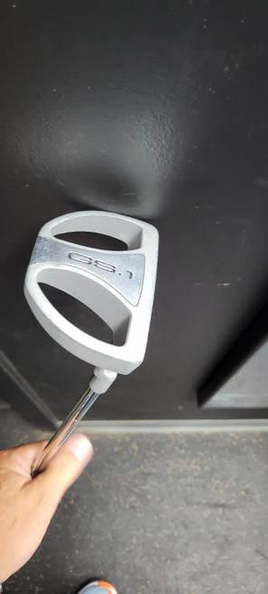 Vist Large View of Product Image Which is Used GS 1 Mens Putter RH