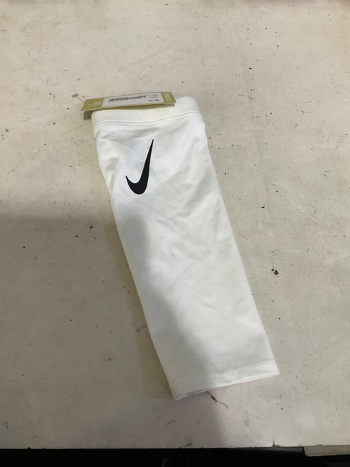Vist Large View of Product Image Which is Used Nike BB/SB Accessory