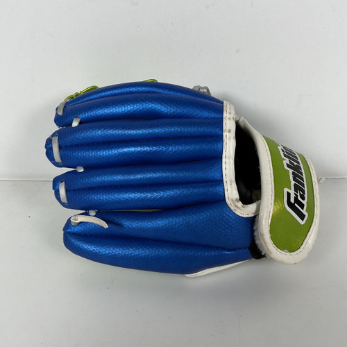 Vist Large View of Product Image Which is Used Franklin AIR TECH Glove RH Throw 8"