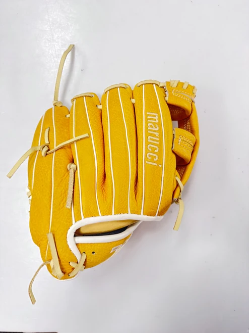 Vist Large View of Product Image Which is Used Marucci ACADIA BB/SB Glove RH Throw Tan 11 1/2"