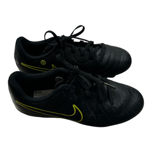 Vist Large View of Product Image Which is Used Nike Soccer Cleats Black And Neon Green Junior 02