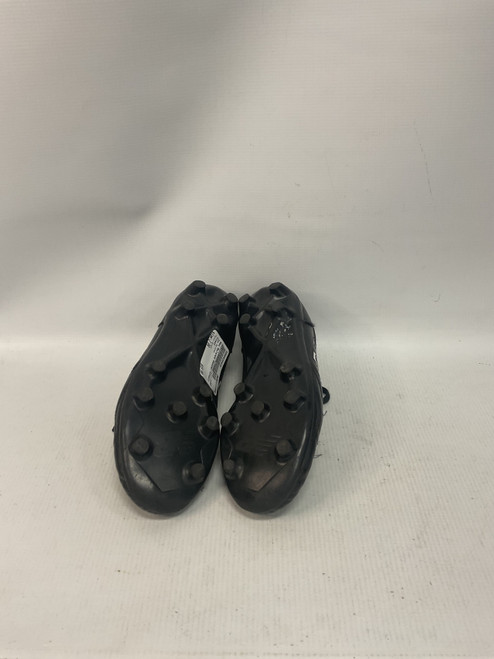 Vist Large View of Product Image Which is Used New Balance Soccer Cleats Black Junior 04