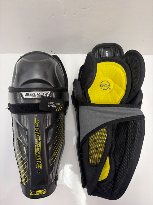 Vist Large View of Product Image Which is Used Bauer 1S Junior Shin Guards None 9"