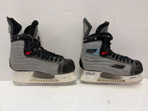 Vist Large View of Product Image Which is Used Bauer VAPOR X Junior Hockey Skate Junior 05