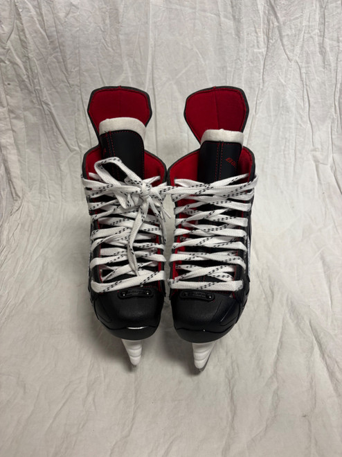 Vist Large View of Product Image Which is Used Bauer VAPOR X 250 Junior Hockey Skate Junior 01