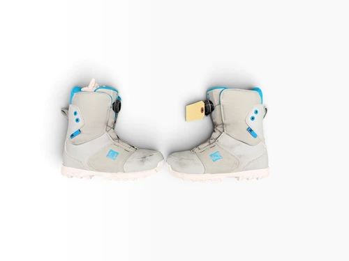 Vist Large View of Product Image Which is USED DC YOUTH SCOUT BOA SNOWBOARD BOOTS SZ 6