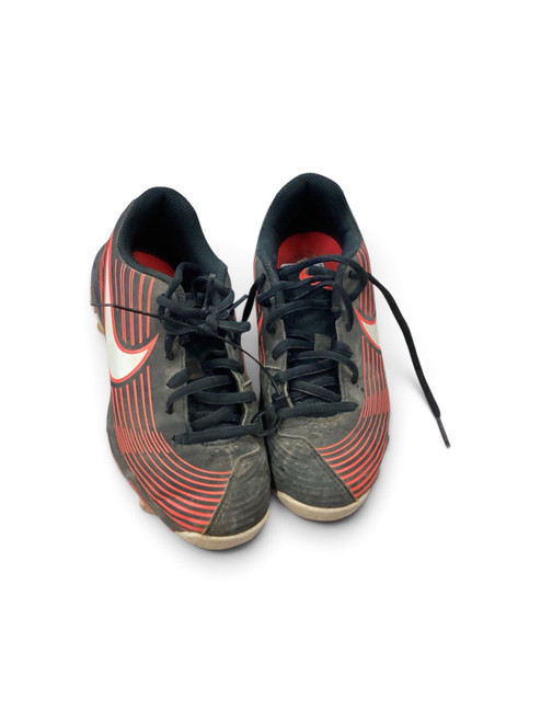 Vist Large View of Product Image Which is Used Nike FAST FLEX BB/SB Cleats Red Junior 01
