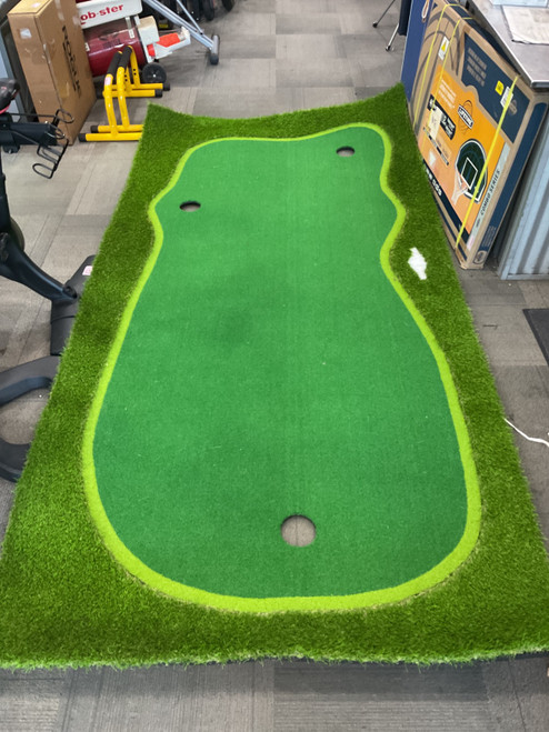 Vist Large View of Product Image Which is Used 5X10FT PUTTING MAT Putting Aid
