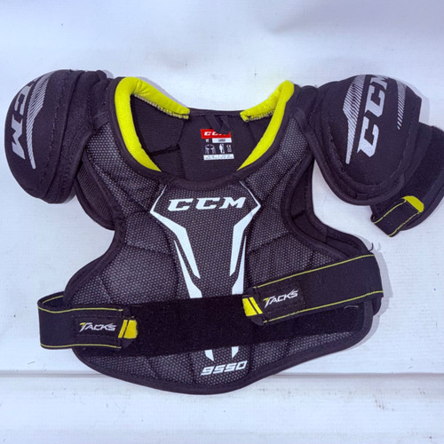 Vist Large View of Product Image Which is Used CCM 9550 Youth Shoulder Pads LG