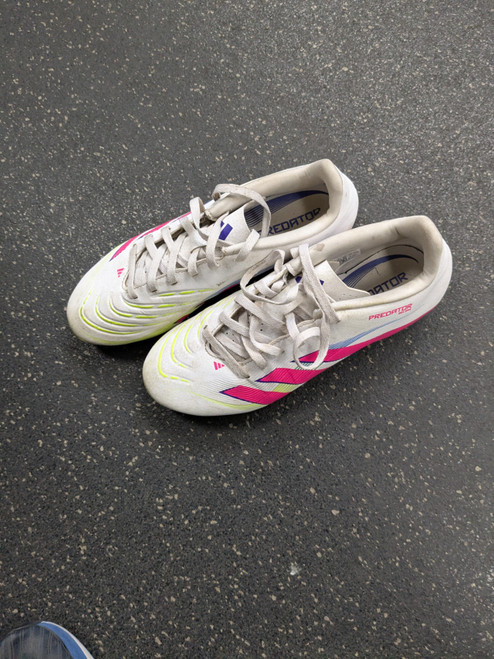 Vist Large View of Product Image Which is Used Adidas PREDATOR Soccer Cleats White Senior 7