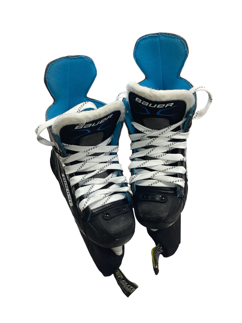 Vist Large View of Product Image Which is Used Bauer XLP Youth Hockey Skate Youth 11.0