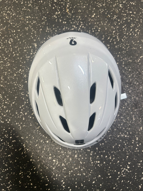 Vist Large View of Product Image Which is Used Giro Snowsport Helmet Youth White SM