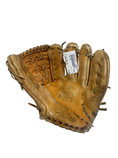 Vist Large View of Product Image Which is Used THE PRO BB/SB Glove RH Throw Brown 10 1/2"