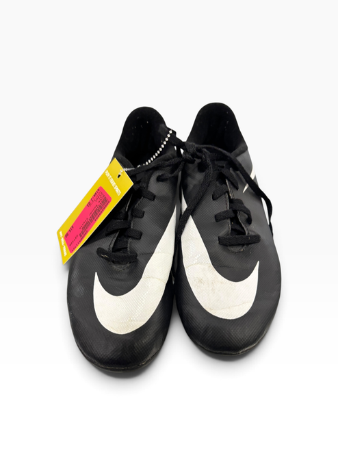 Vist Large View of Product Image Which is Used Nike Soccer Cleats Black Junior 03