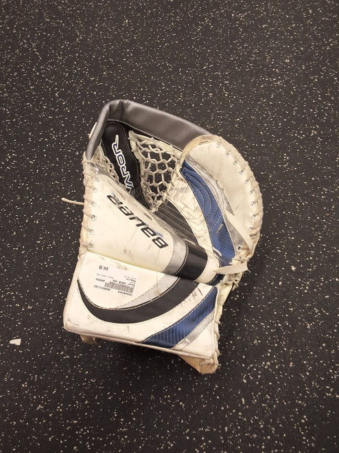 Vist Large View of Product Image Which is Used Bauer VAPOR X50 Senior Goalie Blocker White