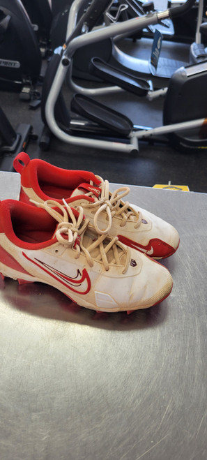 Vist Large View of Product Image Which is Used Nike 5.5 BB/SB Cleats Red Senior 5.5