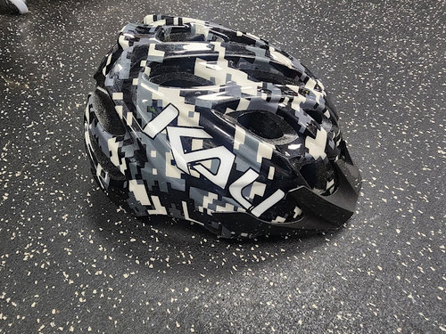 Vist Large View of Product Image Which is Used Kali Protectives CHAKRA YOUTH Bike Helmet Black SM