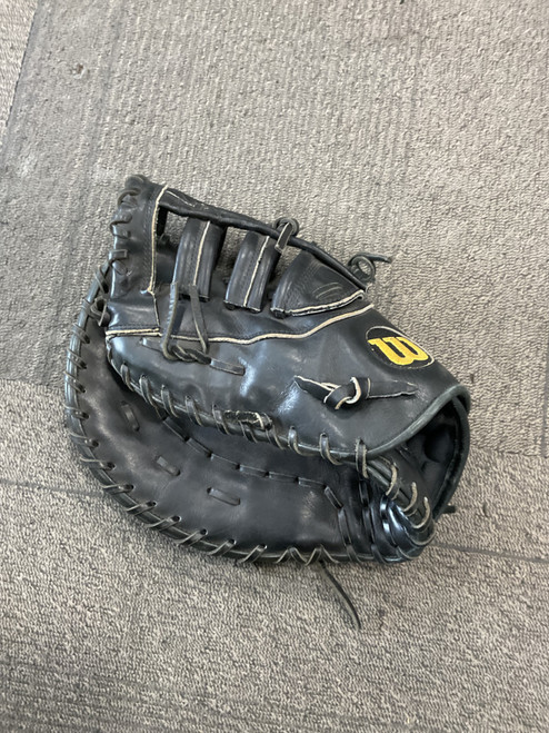 Vist Large View of Product Image Which is Used Wilson A2000 A2802 BB/SB First Base LH Throw Black 12 1/2"