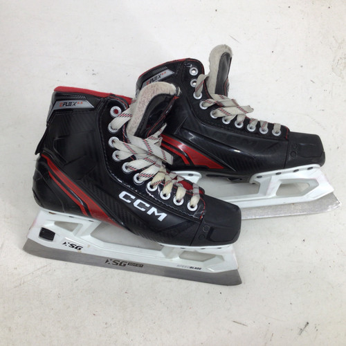 Vist Large View of Product Image Which is Used Bauer EXTREME FLEX EFLEX 6.5 SR 6.0 GOALIE SKA Senior Goalie Skate Senior 6