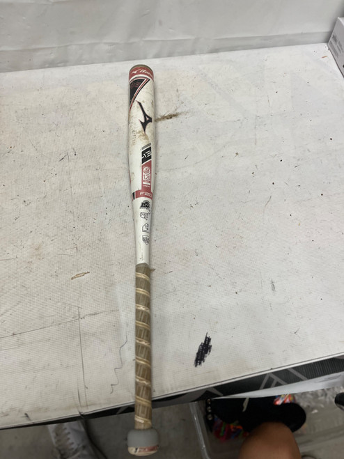 Vist Large View of Product Image Which is Used Mizuno FINCH 340533 BB/SB Fastpitch Bat 29"
