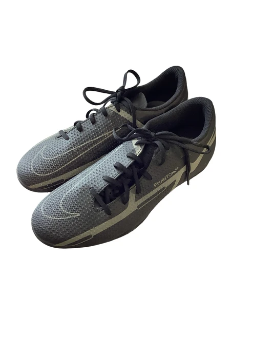 Vist Large View of Product Image Which is Used Nike PHANTOM Soccer Cleats Black Senior 5.5