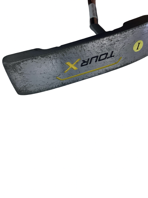 Vist Large View of Product Image Which is Used Tour X Jr Putter LH