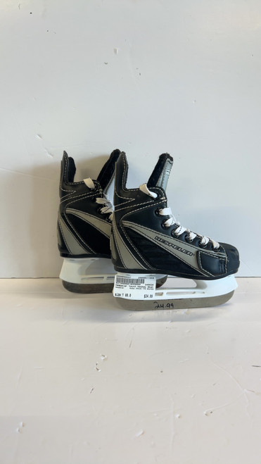 Vist Large View of Product Image Which is Used Hespeler ROGUE YTH SKATES Youth Hockey Skate Youth 08.0