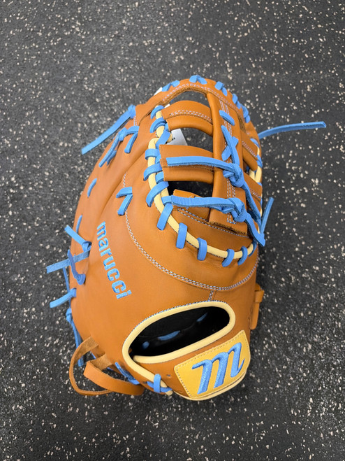Vist Large View of Product Image Which is Used Marucci NWT OXBOW 38S1 BB/SB First Base RH Throw Brown 12 3/4"
