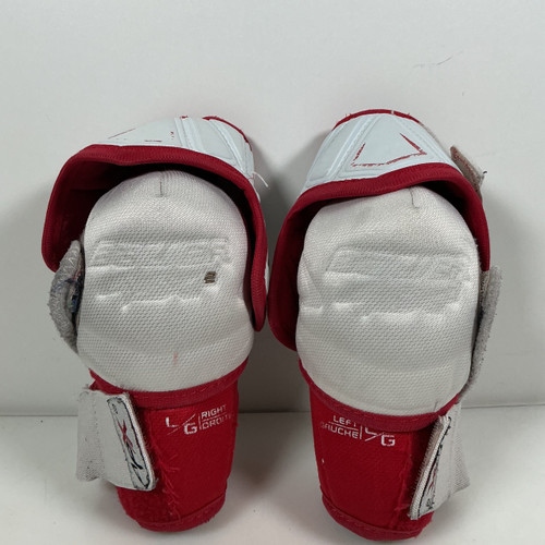 Vist Large View of Product Image Which is Used Bauer VAPOR APX2  Elbow Pads Jr LG