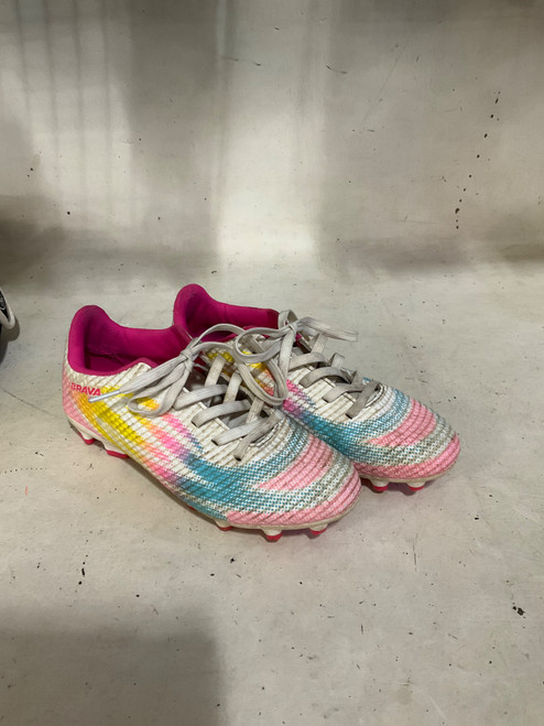 Vist Large View of Product Image Which is Used Brava Soccer Cleats Pink And White Junior 04